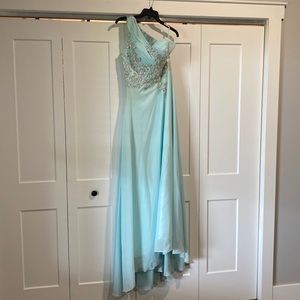 Light blue homecoming/prom dress. Few tears on bottom tool, new only worn once